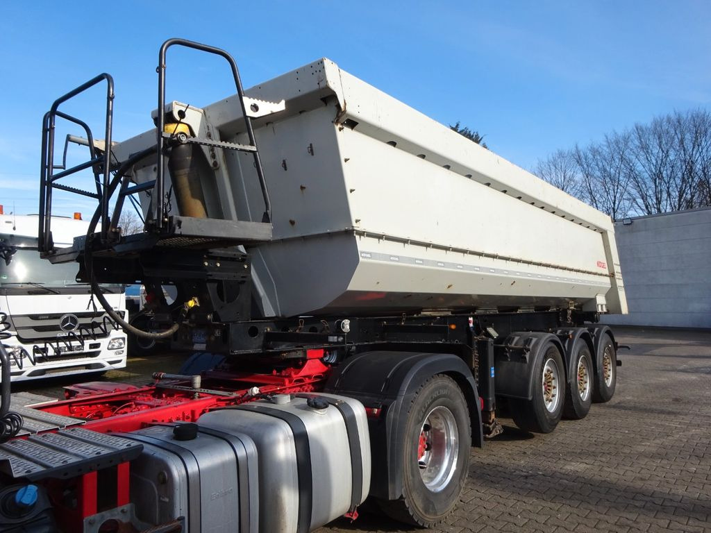 Kögel SKM24 Stahl Kippauflieger mit 3 Achsen Kögel SKM24 Stahl Kippauflieger mit 3 Achsen - Tipper semi-trailer: picture 2 Kögel SKM24 Stahl Kippauflieger mit 3 Achsen Kögel SKM24 Stahl Kippauflieger mit 3 Achsen - Tipper semi-trailer: picture 2
