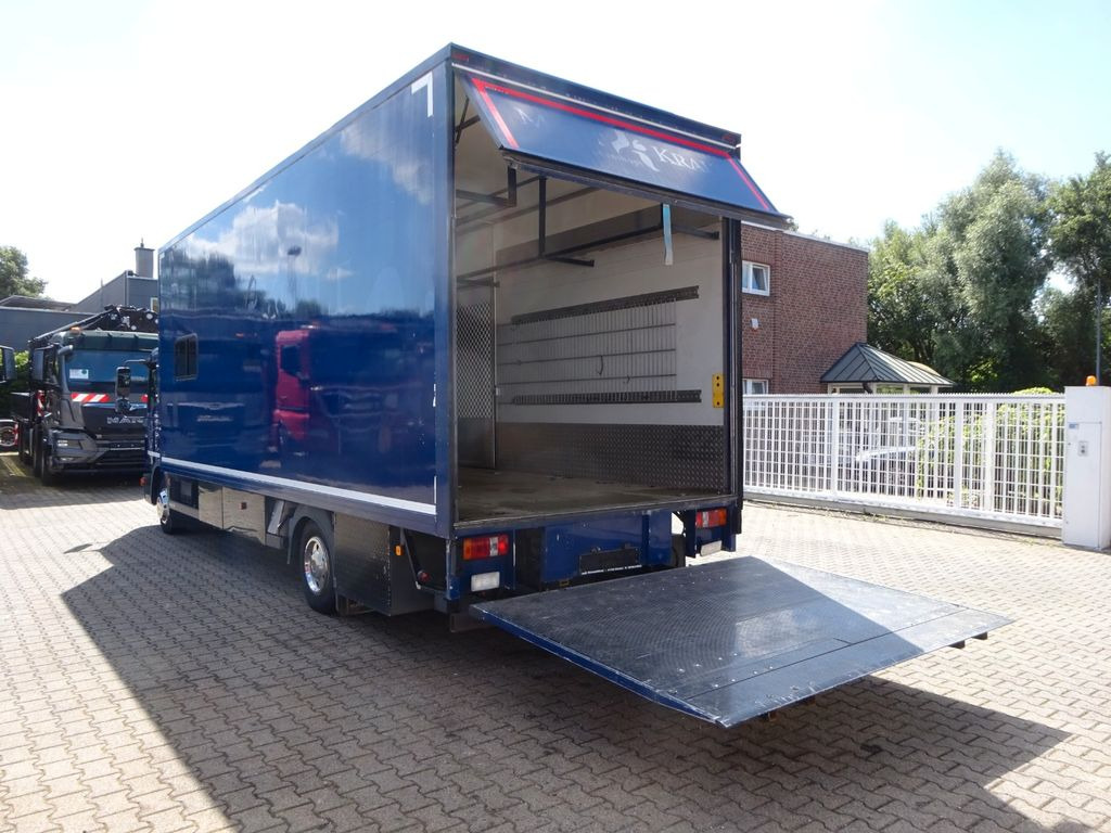 MAN 8.220 Koffer mit LBW als Wohnmobil ausgebaut 4x2 - Box truck: picture 5 MAN 8.220 Koffer mit LBW als Wohnmobil ausgebaut 4x2 - Box truck: picture 5