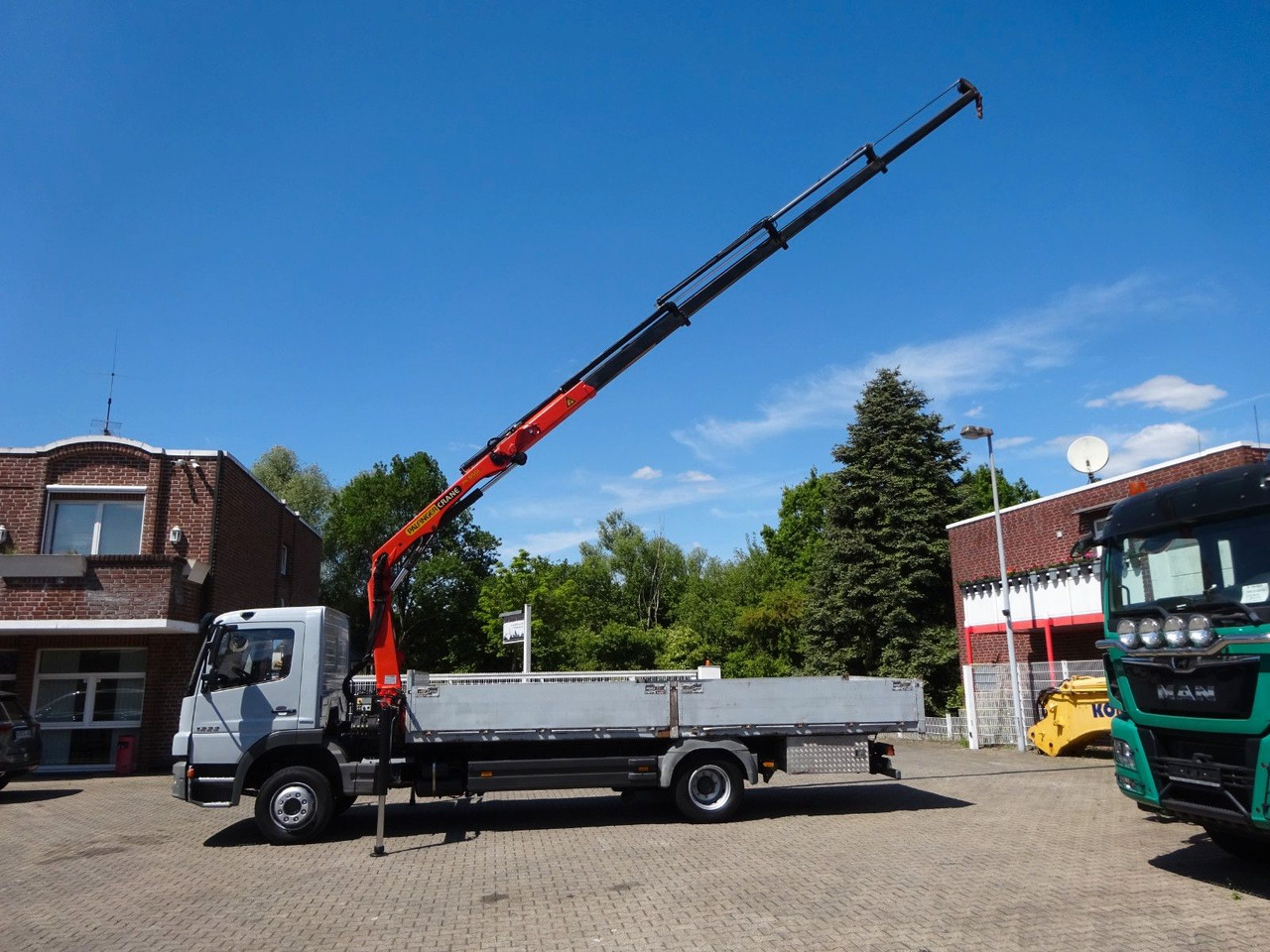 Mercedes-Benz 1222 Atego mit Palfinger PK8501 Kran 4x2 - Dropside/ Flatbed truck, Crane truck: picture 3 Mercedes-Benz 1222 Atego mit Palfinger PK8501 Kran 4x2 - Dropside/ Flatbed truck, Crane truck: picture 3