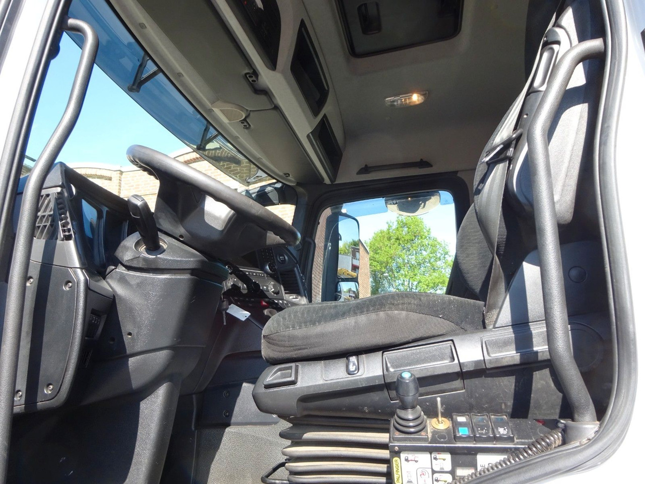 Hook lift truck Mercedes-Benz 2543 Antos PALFINGER Abroller: picture 16