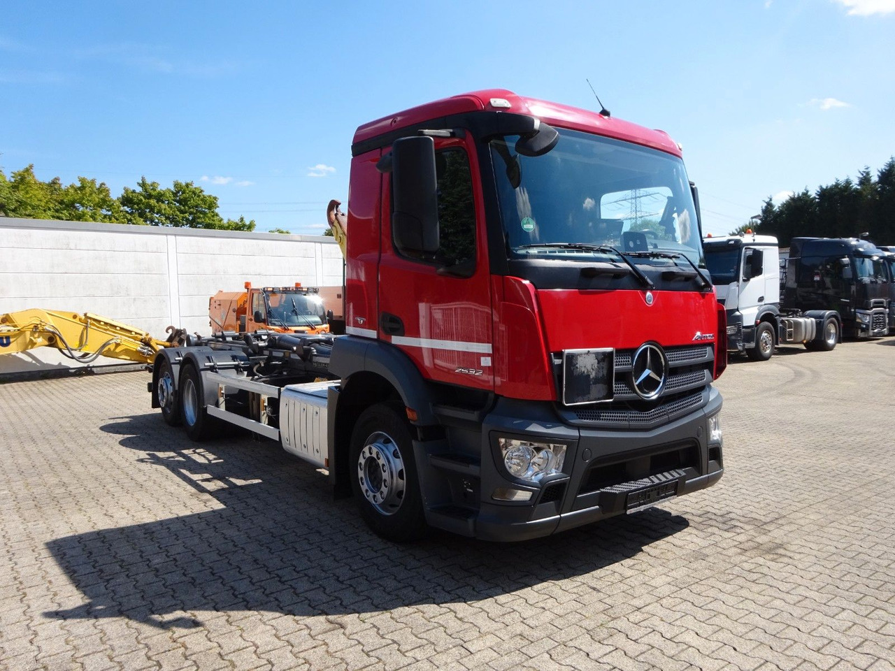 Hook lift truck Mercedes-Benz Antos 2532 MEILLER Abroller Lift+Lenkachse 6x2: picture 14