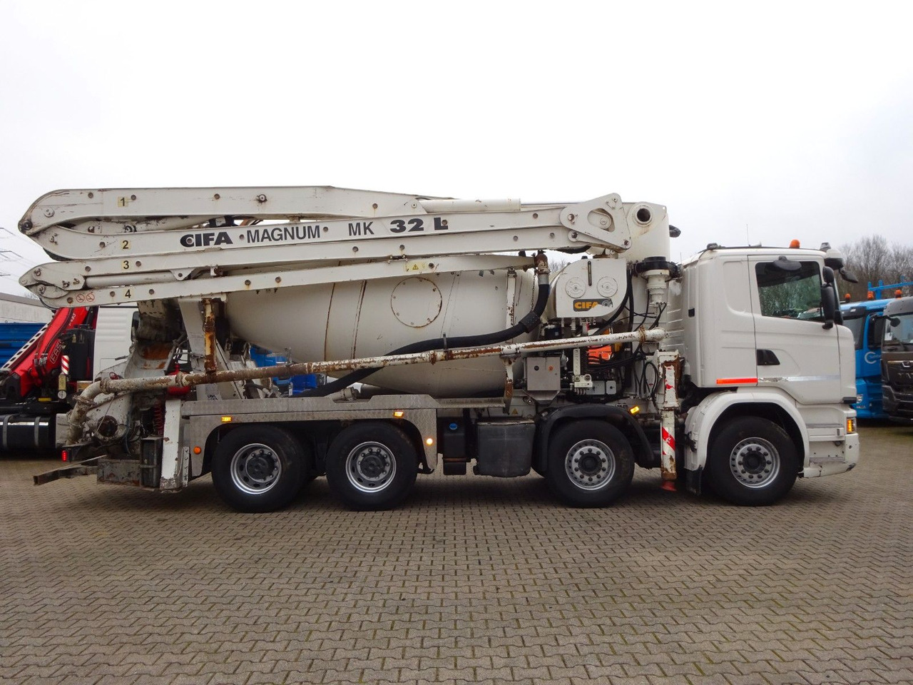 Scania PUMI CIFA 32 Meter 4 Knick. Scania PUMI CIFA 32 Meter 4 Knick. - Concrete pump truck: picture 2 Scania PUMI CIFA 32 Meter 4 Knick. Scania PUMI CIFA 32 Meter 4 Knick. - Concrete pump truck: picture 2