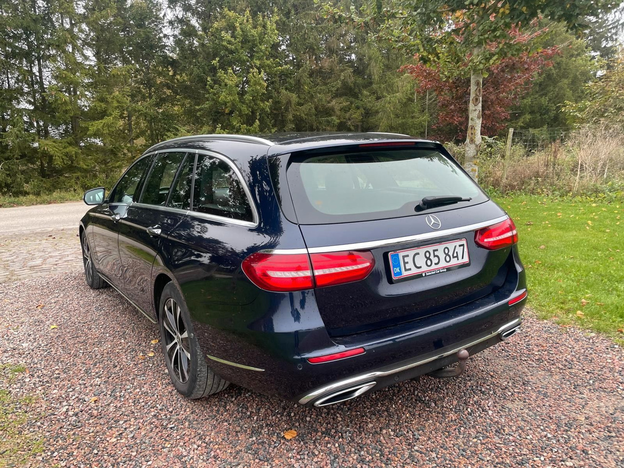 Mercedes-Benz E 220 T-Modell E 220 d *4Matic* - Station wagon: picture 3 Mercedes-Benz E 220 T-Modell E 220 d *4Matic* - Station wagon: picture 3