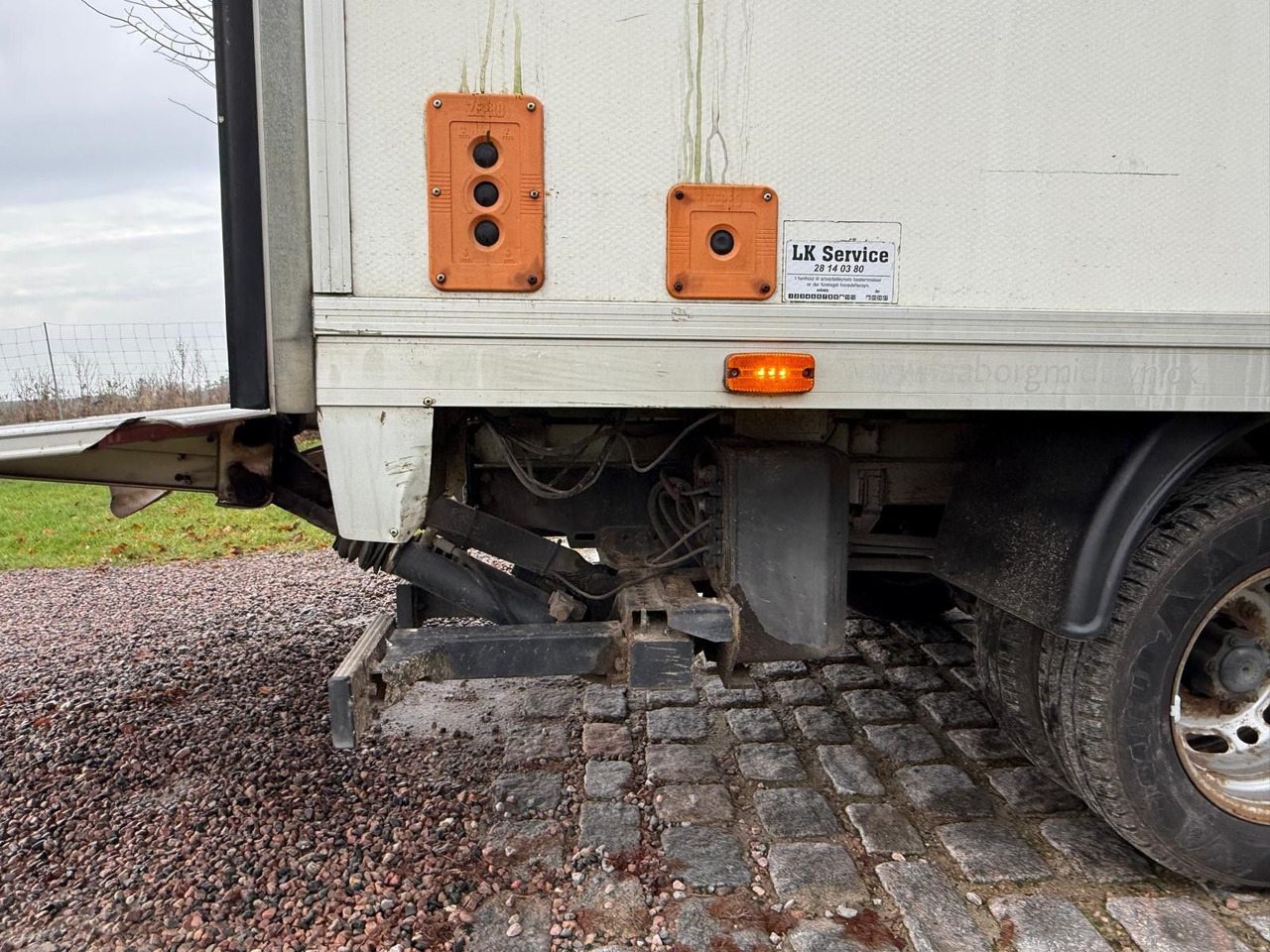 Lease a Mercedes-Benz Sprinter II 316 CDI Box + Lift *8200 EUR netto Mercedes-Benz Sprinter II 316 CDI Box + Lift *8200 EUR netto: picture 19 Lease a Mercedes-Benz Sprinter II 316 CDI Box + Lift *8200 EUR netto Mercedes-Benz Sprinter II 316 CDI Box + Lift *8200 EUR netto: picture 19