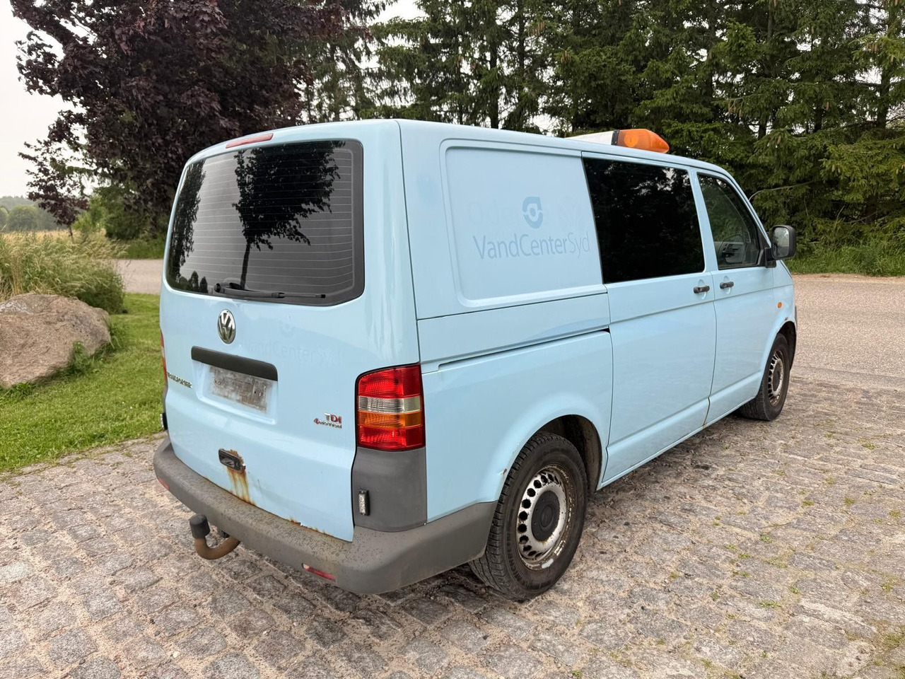 Volkswagen T5 Transporter 2.5 TDI 4Motion *Klima *4x4 - Small van: picture 4 Volkswagen T5 Transporter 2.5 TDI 4Motion *Klima *4x4 - Small van: picture 4