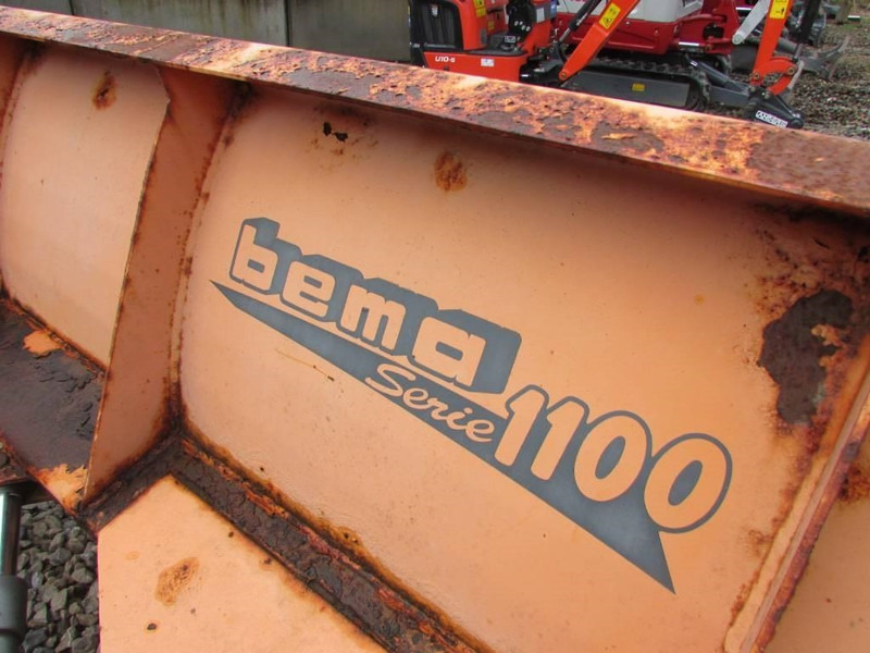 Kramer 750 Radlader mit Winterdienstausrüstung 19.900 € - Wheel loader: picture 4 Kramer 750 Radlader mit Winterdienstausrüstung 19.900 € - Wheel loader: picture 4