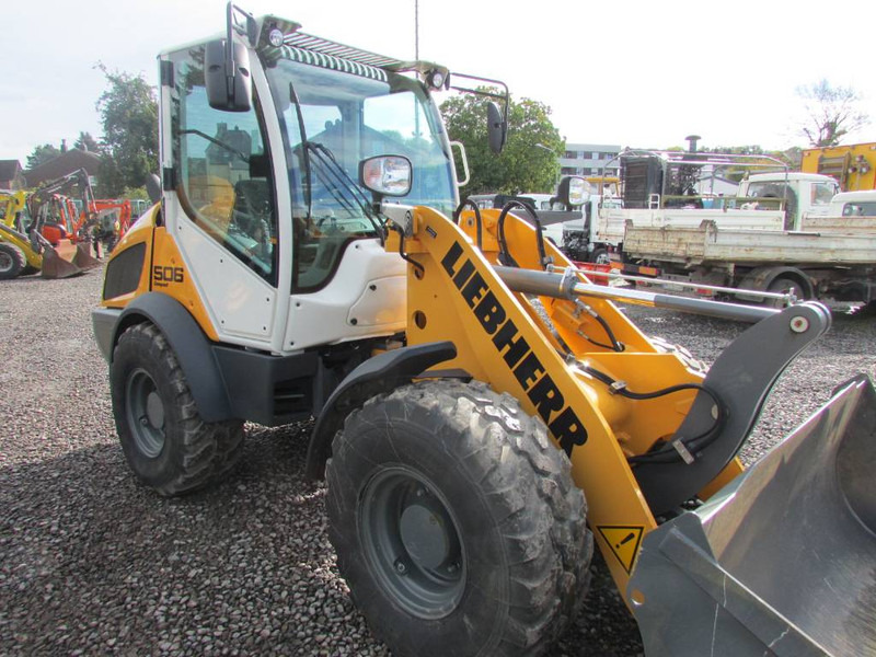 Liebherr L 506 Compact Radlader 48.000 EUR netto - Wheel loader: picture 1 Liebherr L 506 Compact Radlader 48.000 EUR netto - Wheel loader: picture 1