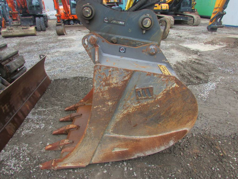 Volvo EC 235 EL Kettenbagger 132.000 EUR / AC - Crawler excavator: picture 5 Volvo EC 235 EL Kettenbagger 132.000 EUR / AC - Crawler excavator: picture 5