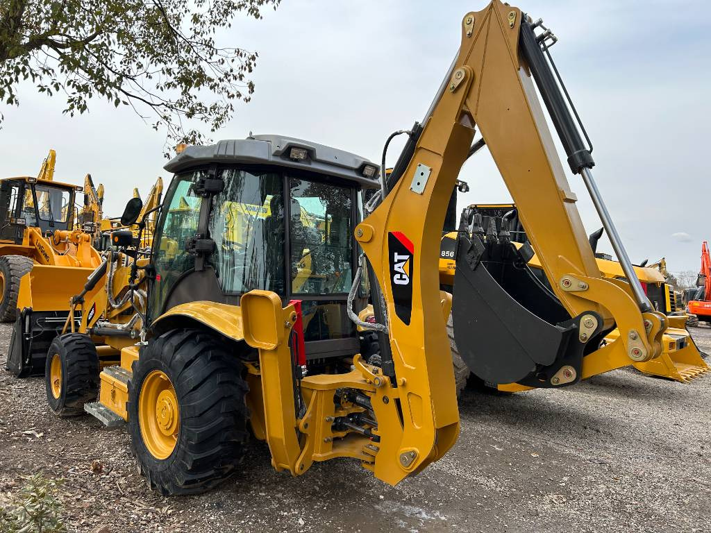 CAT 420F - Backhoe loader: picture 4 CAT 420F - Backhoe loader: picture 4