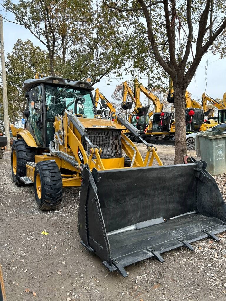 CAT 420F - Backhoe loader: picture 2 CAT 420F - Backhoe loader: picture 2