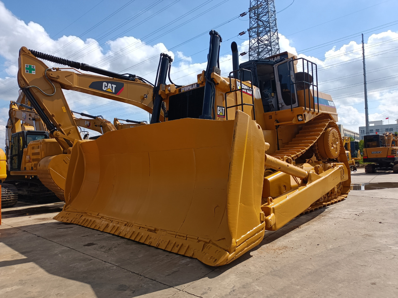 CATERPILLAR D10R - Bulldozer: picture 2 CATERPILLAR D10R - Bulldozer: picture 2