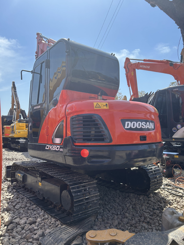 Doosan DX60 - Mini excavator: picture 4 Doosan DX60 - Mini excavator: picture 4