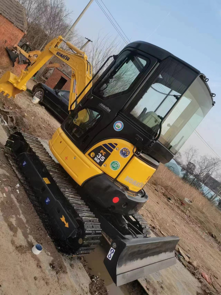 KOMATSU PC 35 MR - Mini excavator: picture 5 KOMATSU PC 35 MR - Mini excavator: picture 5