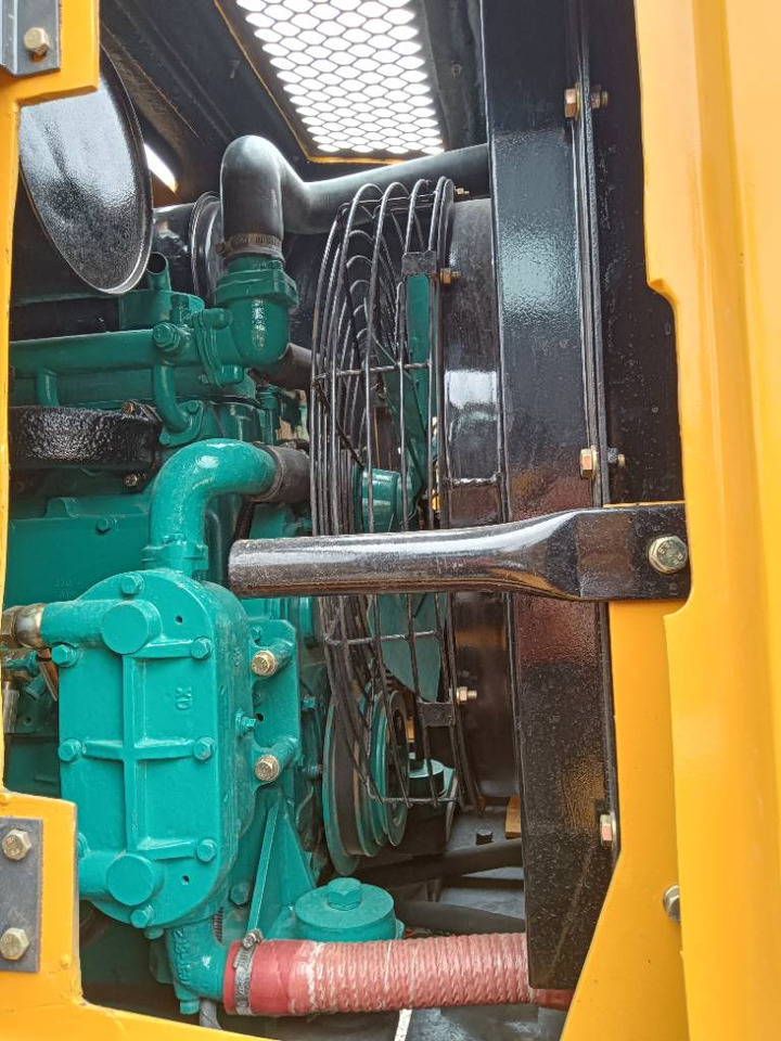 Wheel loader Liugong 835: picture 7