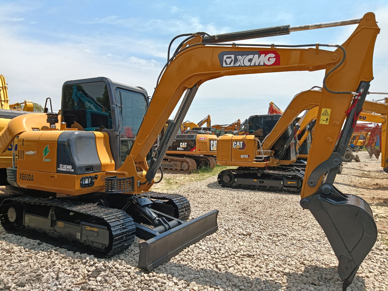 XCMG XE60DA - Crawler excavator: picture 3 XCMG XE60DA - Crawler excavator: picture 3