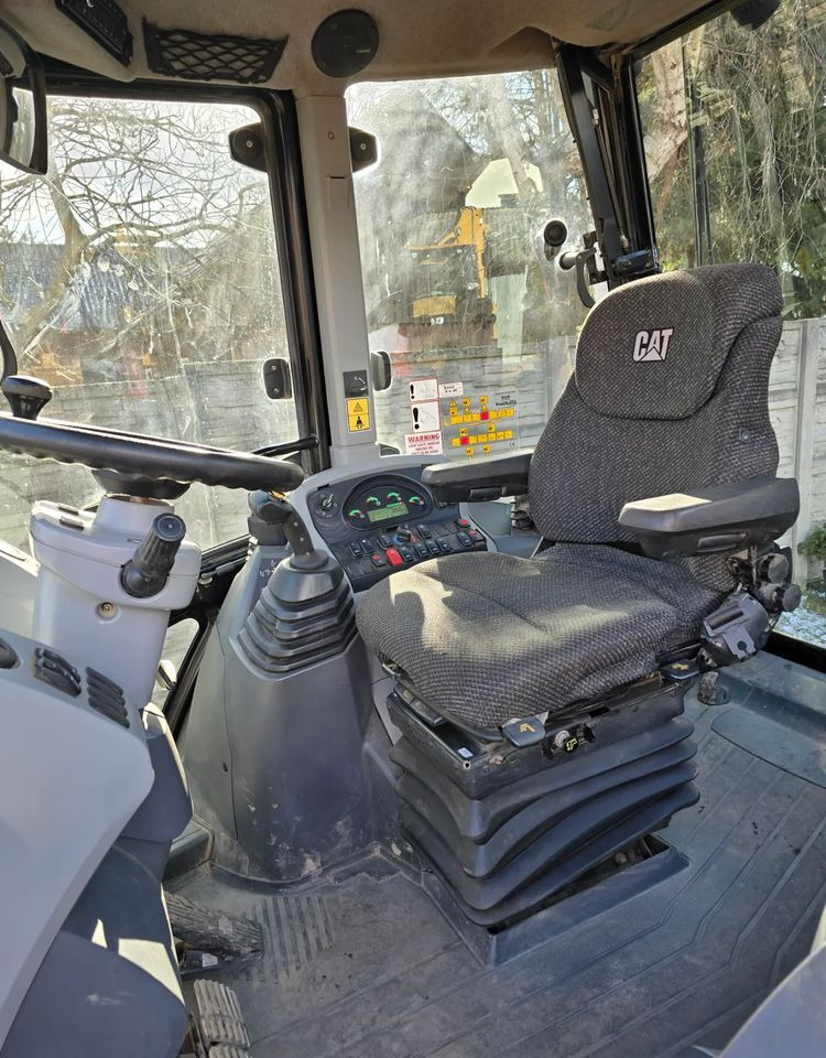 Caterpillar - Backhoe loader: picture 4 Caterpillar - Backhoe loader: picture 4