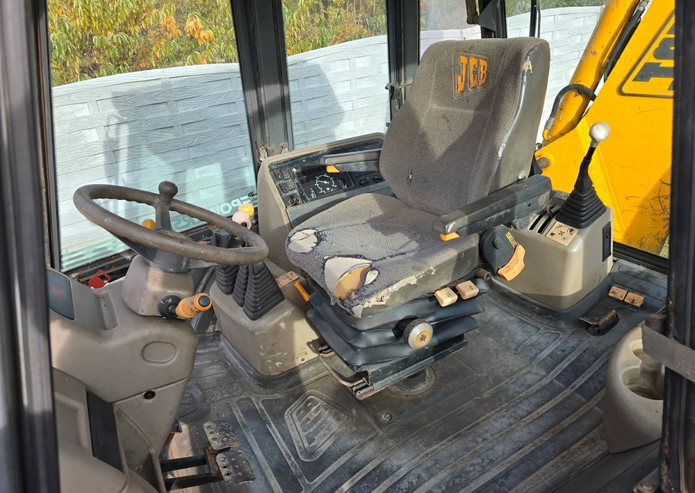JCB - Backhoe loader: picture 5 JCB - Backhoe loader: picture 5
