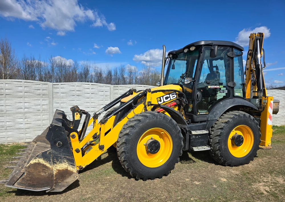 JCB - Backhoe loader: picture 1 JCB - Backhoe loader: picture 1