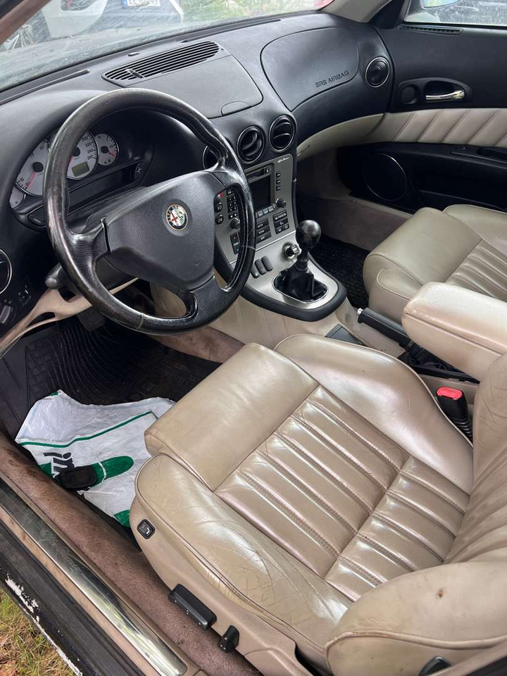 1999 Alfa Romeo 166 - Sedan: picture 4 1999 Alfa Romeo 166 - Sedan: picture 4