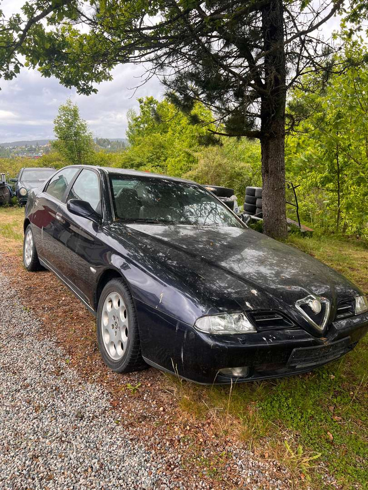 1999 Alfa Romeo 166 - Sedan: picture 1 1999 Alfa Romeo 166 - Sedan: picture 1