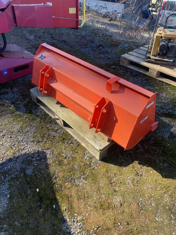 Kubota B1625 skuffe - Attachment: picture 4 Kubota B1625 skuffe - Attachment: picture 4