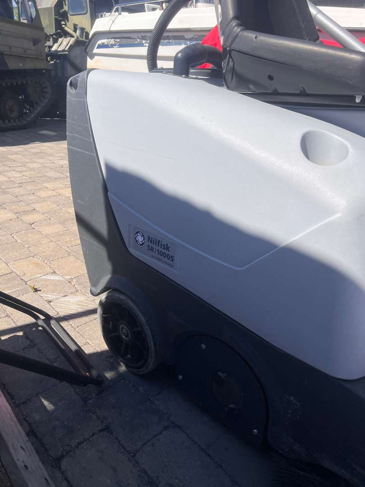 Nilfisk SR 1000 S feie/vaskemaskin RIDEON - Attachment: picture 3 Nilfisk SR 1000 S feie/vaskemaskin RIDEON - Attachment: picture 3