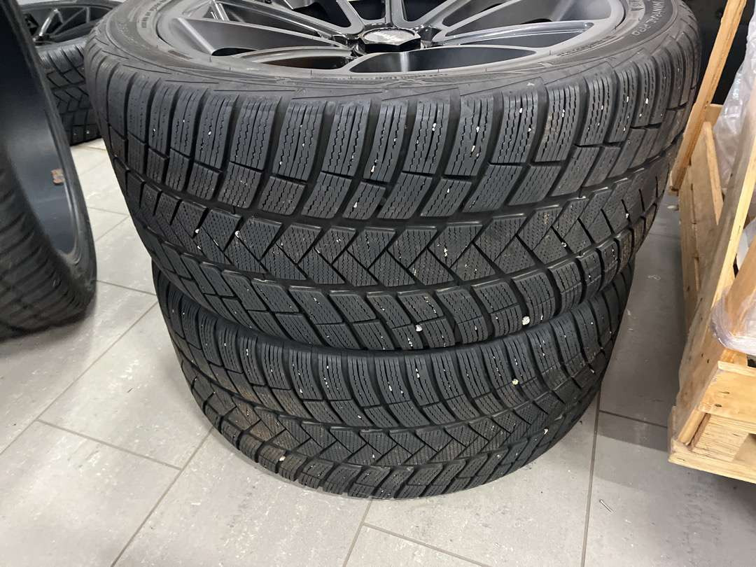 Eksklusive dekk og felger til Mercedes G-Class (G-Wagon) - Tool/ Equipment: picture 2 Eksklusive dekk og felger til Mercedes G-Class (G-Wagon) - Tool/ Equipment: picture 2