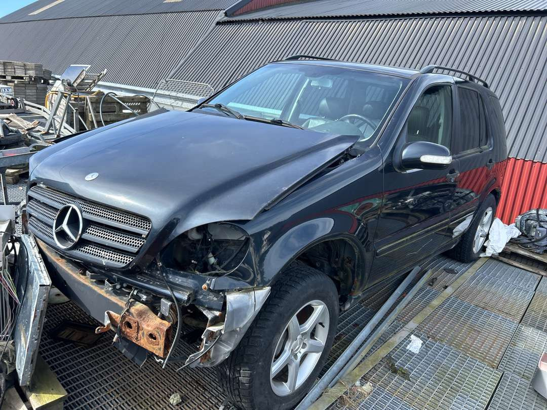 Mercedes-Benz (delebil + girkasse ) - Car: picture 1 Mercedes-Benz (delebil + girkasse ) - Car: picture 1