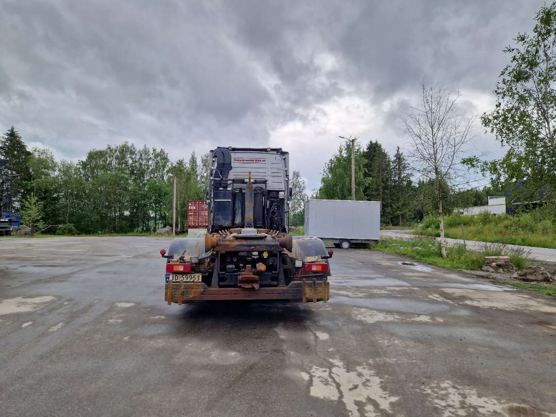 Volvo FH6X2-Krokbil med hydraulisk brøyteutstyr - Hook lift truck: picture 4 Volvo FH6X2-Krokbil med hydraulisk brøyteutstyr - Hook lift truck: picture 4
