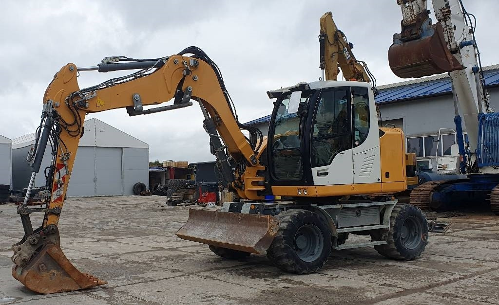 Liebherr A 910 compact - Wheel excavator: picture 1 Liebherr A 910 compact - Wheel excavator: picture 1