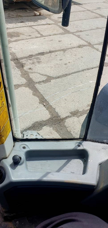 Wheel loader Liebherr L 550: picture 13