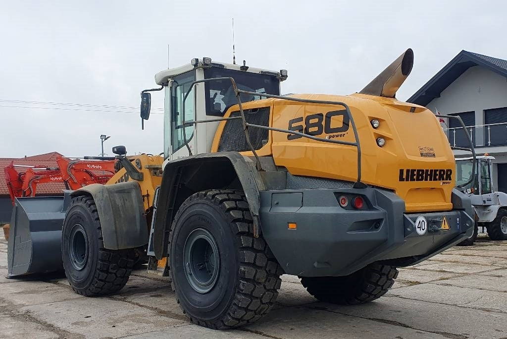 Liebherr L 580 - Wheel loader: picture 3 Liebherr L 580 - Wheel loader: picture 3