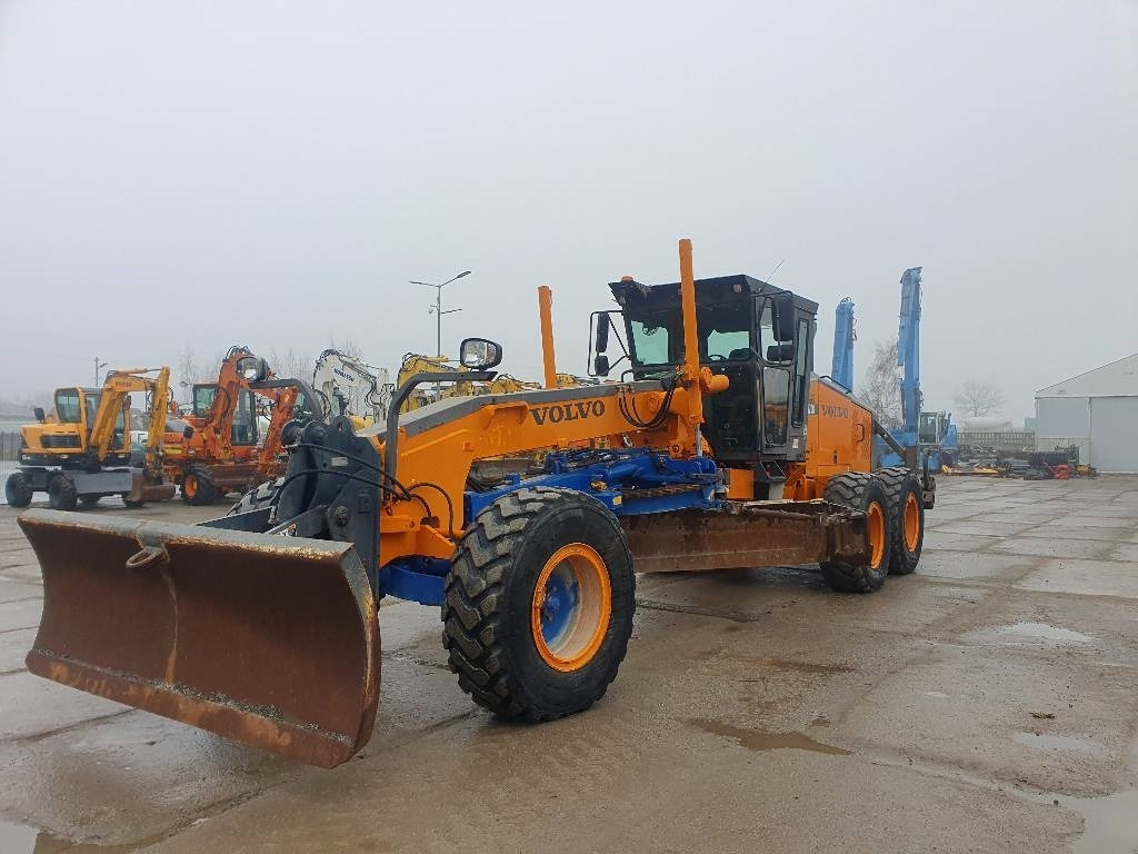 Volvo G 720 B - Grader: picture 2 Volvo G 720 B - Grader: picture 2