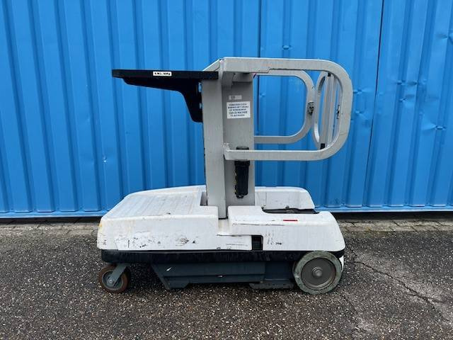 Bravi Lui Mini SK - Vertical mast lift: picture 1 Bravi Lui Mini SK - Vertical mast lift: picture 1
