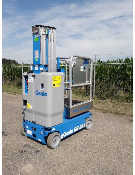 Genie GR 20 - Vertical mast lift: picture 4 Genie GR 20 - Vertical mast lift: picture 4