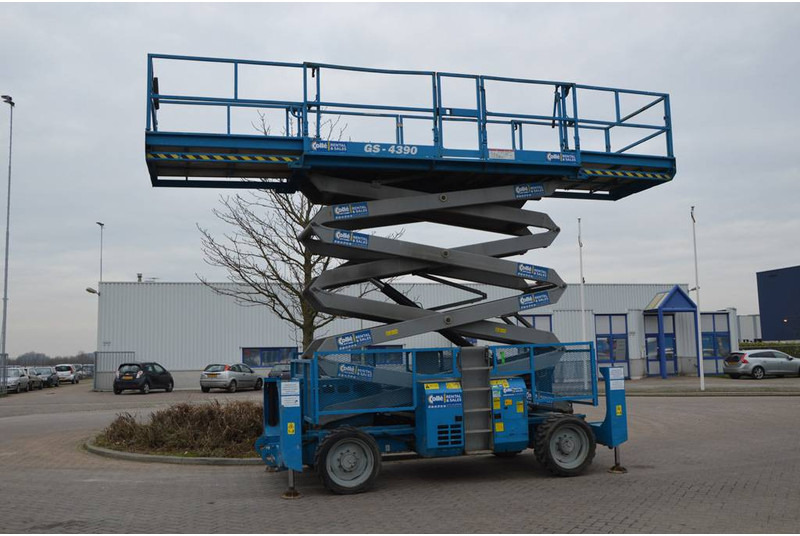 Genie GS4390RT - Scissor lift: picture 1 Genie GS4390RT - Scissor lift: picture 1