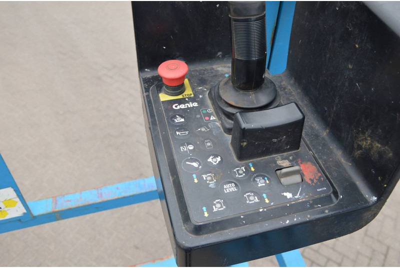 Genie GS4390RT - Scissor lift: picture 4 Genie GS4390RT - Scissor lift: picture 4