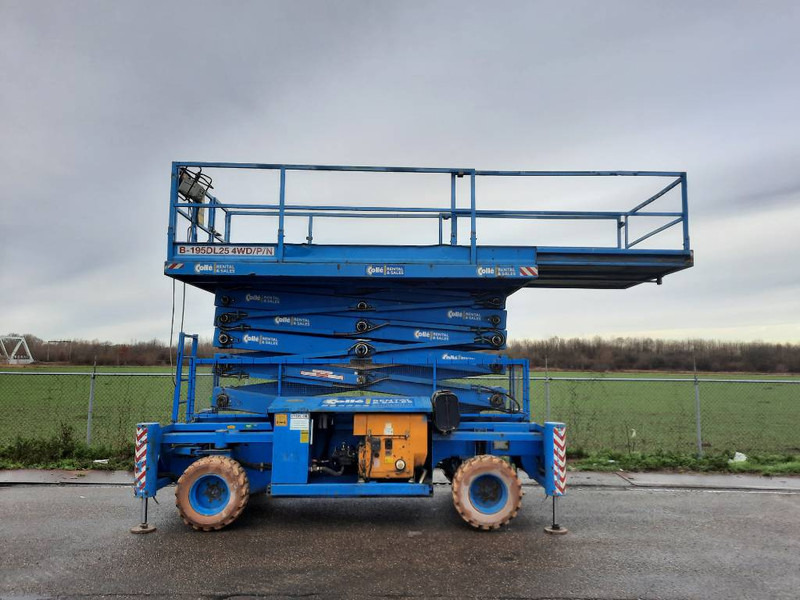 Holland lift B 195 DL 25 - Scissor lift: picture 4 Holland lift B 195 DL 25 - Scissor lift: picture 4