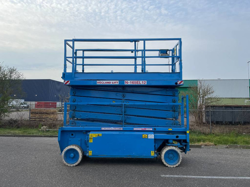 Holland lift N 165 EL 12 | N165EL12 - Scissor lift: picture 4 Holland lift N 165 EL 12 | N165EL12 - Scissor lift: picture 4