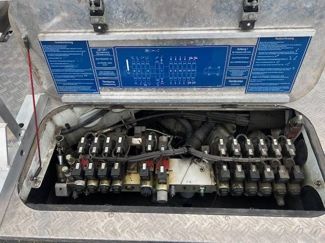 Truck mounted aerial platform Palfinger P 260 B | 2014: picture 14