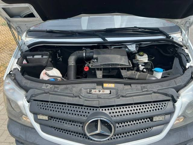 Truck mounted aerial platform Palfinger P 260 B: picture 10