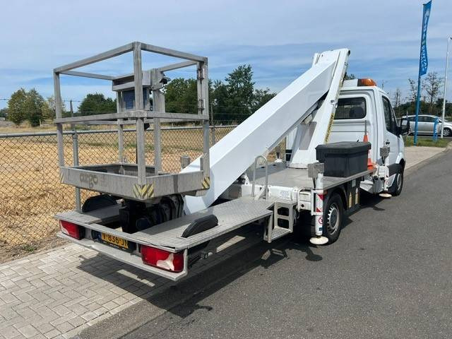 Truck mounted aerial platform Palfinger P 260 B: picture 16
