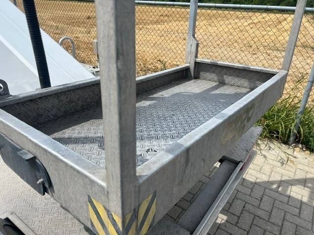 Truck mounted aerial platform Palfinger P 260 B: picture 6