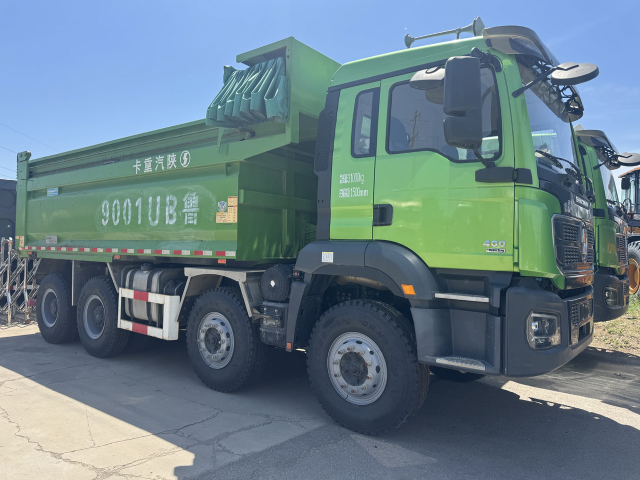SHACMAN - Cab chassis truck: picture 2 SHACMAN - Cab chassis truck: picture 2