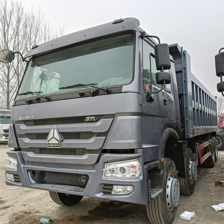 SINOTRUCK HOWO - Tipper: picture 1 SINOTRUCK HOWO - Tipper: picture 1