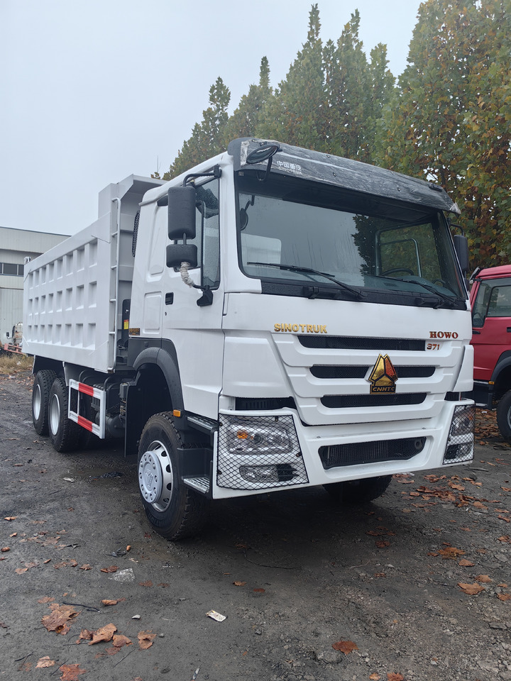 SINOTRUCK HOWO - Tipper: picture 2 SINOTRUCK HOWO - Tipper: picture 2
