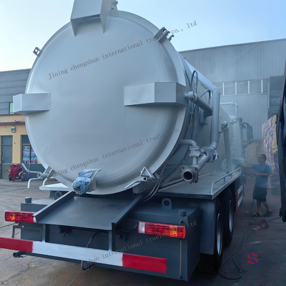 SINOTRUK HOWO HOWO 371HP - Container transporter/ Swap body truck: picture 5 SINOTRUK HOWO HOWO 371HP - Container transporter/ Swap body truck: picture 5