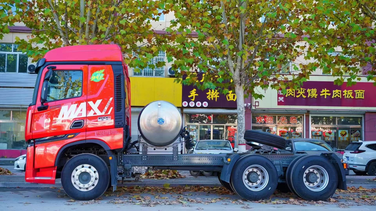 HOWO  - Tractor unit: picture 5 HOWO  - Tractor unit: picture 5