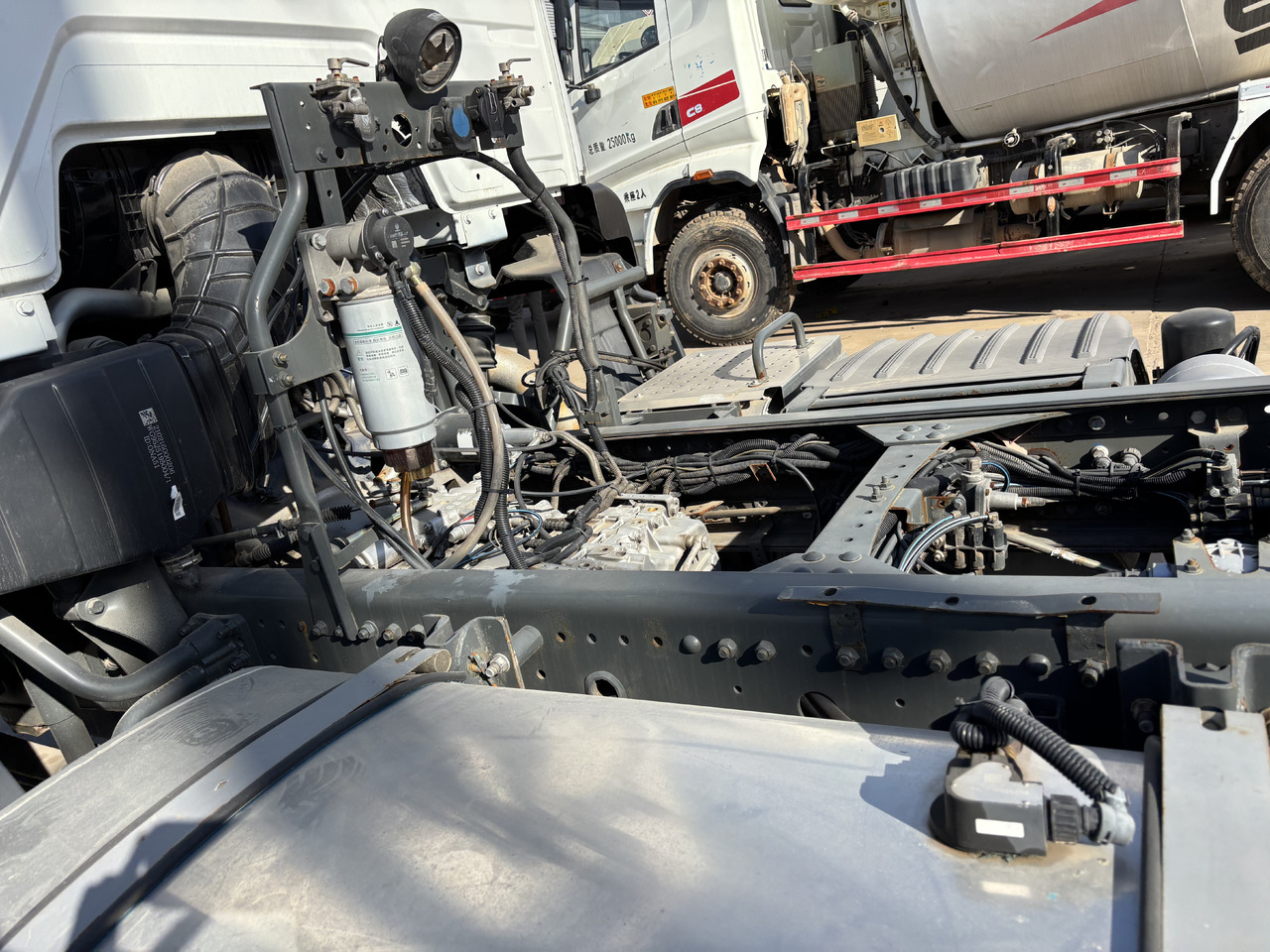 HOWO - Tractor unit: picture 5 HOWO - Tractor unit: picture 5