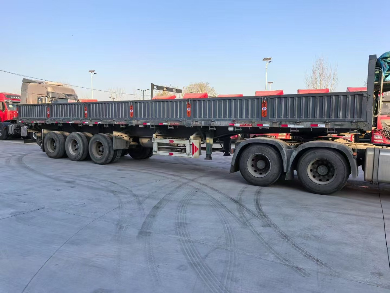 HOWO MAX - Tractor unit: picture 5 HOWO MAX - Tractor unit: picture 5